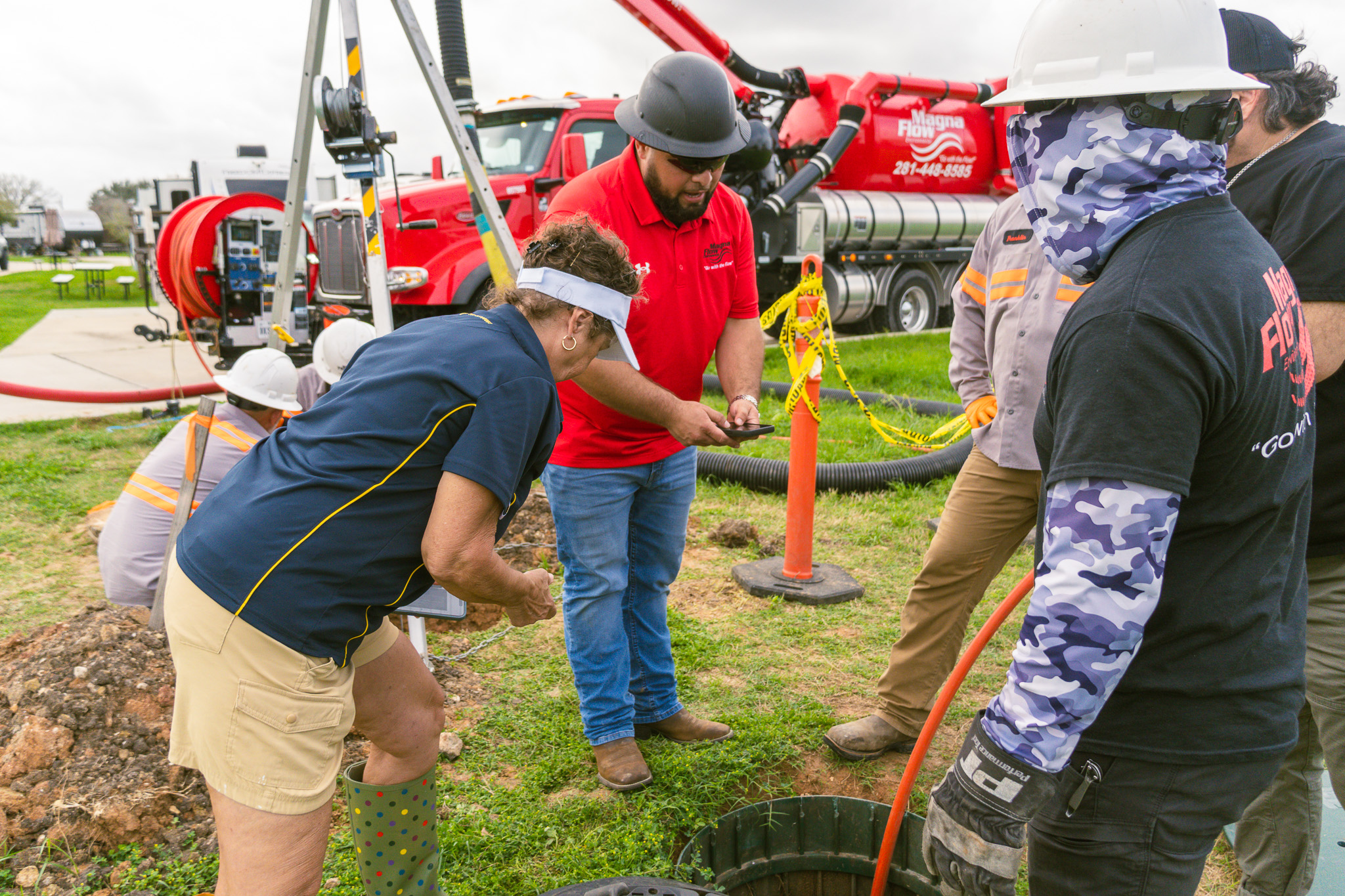 Emergency response support with documentation coordination